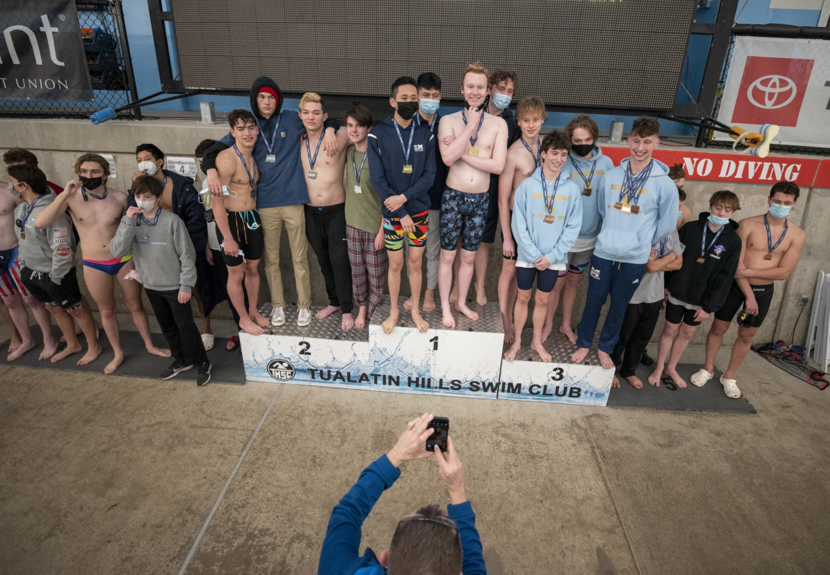 10.boys_200freelay-3